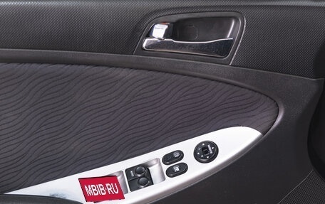 Hyundai Solaris II рестайлинг, 2011 год, 959 000 рублей, 11 фотография