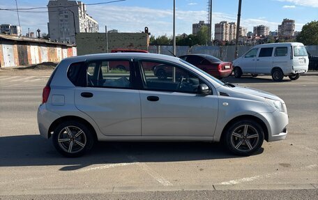 Chevrolet Aveo III, 2010 год, 685 000 рублей, 4 фотография