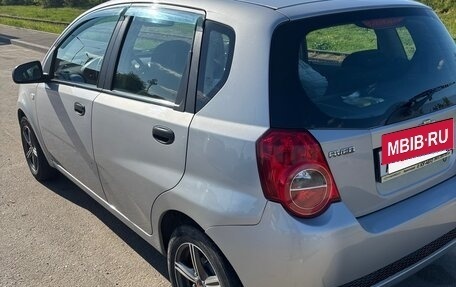 Chevrolet Aveo III, 2010 год, 685 000 рублей, 2 фотография
