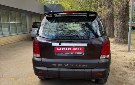 SsangYong Rexton III, 2006 год, 660 000 рублей, 2 фотография