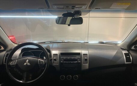 Mitsubishi Outlander III рестайлинг 3, 2007 год, 1 420 000 рублей, 11 фотография