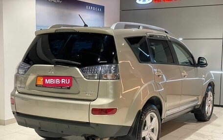 Mitsubishi Outlander III рестайлинг 3, 2007 год, 1 420 000 рублей, 5 фотография