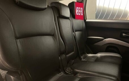 Mitsubishi Outlander III рестайлинг 3, 2007 год, 1 420 000 рублей, 9 фотография