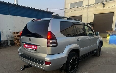 Toyota Land Cruiser Prado 120 рестайлинг, 2004 год, 1 560 000 рублей, 10 фотография