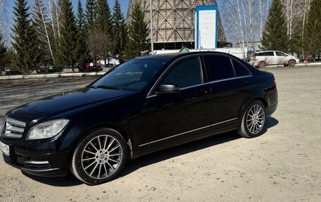 Mercedes-Benz C-Класс, 2010 год, 1 600 000 рублей, 3 фотография