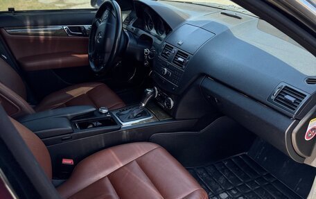 Mercedes-Benz C-Класс, 2010 год, 1 600 000 рублей, 9 фотография