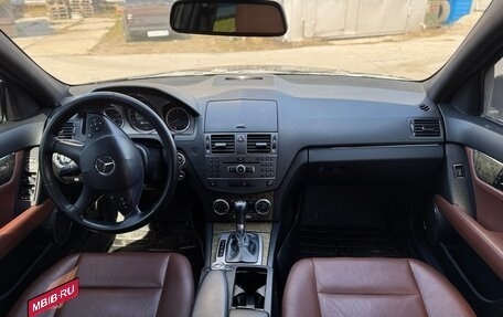 Mercedes-Benz C-Класс, 2010 год, 1 600 000 рублей, 10 фотография