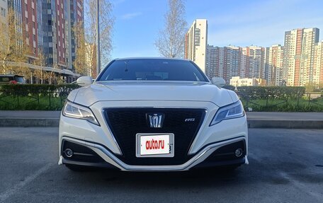 Toyota Crown, 2019 год, 3 800 000 рублей, 3 фотография
