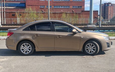 Chevrolet Cruze II, 2012 год, 700 000 рублей, 2 фотография