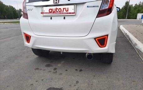 Honda Fit III, 2015 год, 1 300 000 рублей, 10 фотография