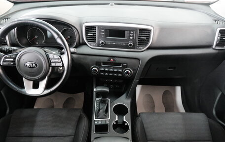 KIA Sportage IV рестайлинг, 2019 год, 2 299 000 рублей, 16 фотография
