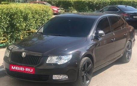 Skoda Superb III рестайлинг, 2011 год, 1 400 000 рублей, 8 фотография