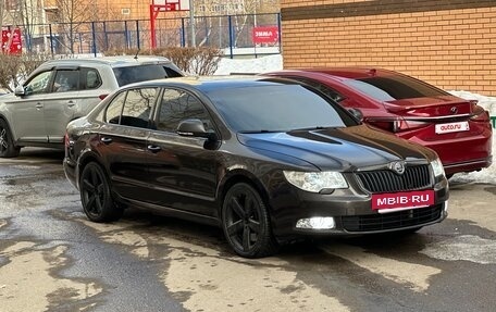 Skoda Superb III рестайлинг, 2011 год, 1 400 000 рублей, 7 фотография