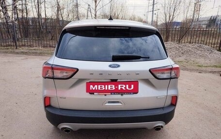 Ford Escape, 2020 год, 2 000 000 рублей, 3 фотография