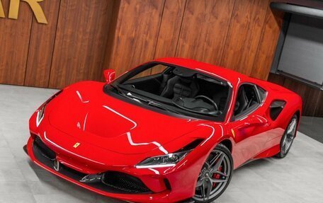 Ferrari F8, 2023 год, 49 000 000 рублей, 2 фотография