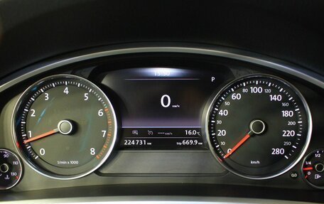 Volkswagen Touareg III, 2013 год, 2 045 000 рублей, 17 фотография