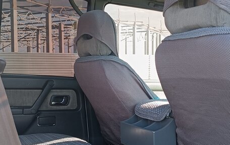Mitsubishi Pajero III рестайлинг, 1996 год, 1 400 000 рублей, 12 фотография