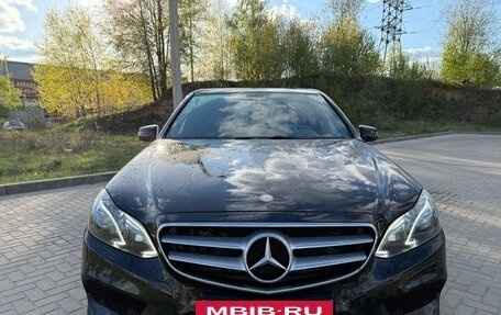 Mercedes-Benz E-Класс, 2014 год, 2 350 000 рублей, 4 фотография