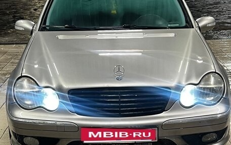 Mercedes-Benz C-Класс, 2006 год, 1 350 000 рублей, 2 фотография