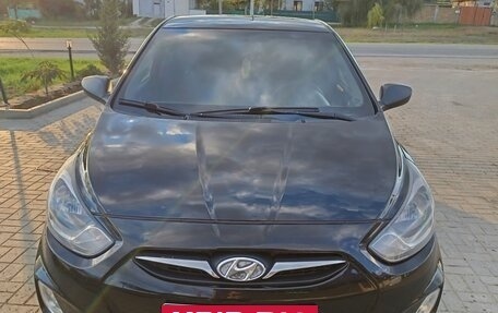 Hyundai Solaris II рестайлинг, 2013 год, 710 000 рублей, 6 фотография
