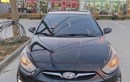 Hyundai Solaris II рестайлинг, 2013 год, 710 000 рублей, 4 фотография