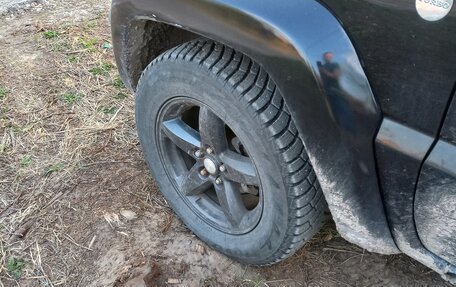 Jeep Liberty (North America) I, 2003 год, 750 000 рублей, 2 фотография