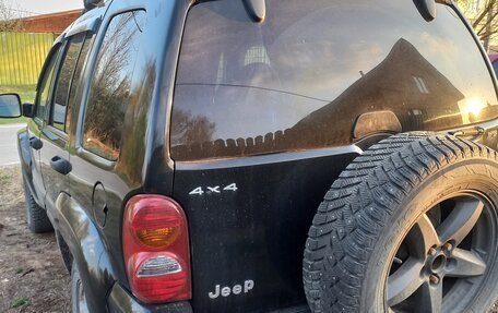 Jeep Liberty (North America) I, 2003 год, 750 000 рублей, 5 фотография