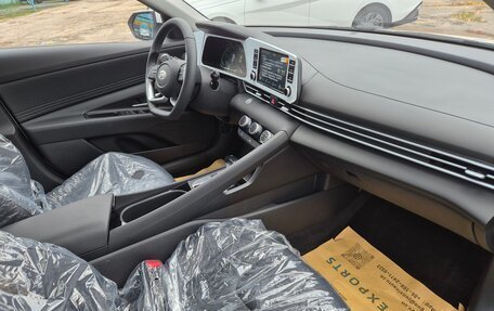 Hyundai Elantra, 2024 год, 2 650 000 рублей, 18 фотография