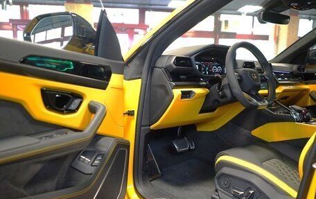 Lamborghini Urus I, 2025 год, 55 000 000 рублей, 14 фотография