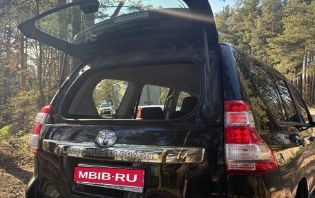 Toyota Land Cruiser Prado 150 рестайлинг 2, 2015 год, 3 895 000 рублей, 9 фотография