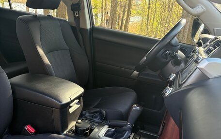 Toyota Land Cruiser Prado 150 рестайлинг 2, 2015 год, 3 895 000 рублей, 11 фотография