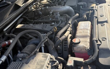 Toyota Land Cruiser Prado 150 рестайлинг 2, 2015 год, 3 895 000 рублей, 14 фотография