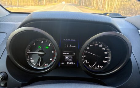Toyota Land Cruiser Prado 150 рестайлинг 2, 2015 год, 3 895 000 рублей, 20 фотография