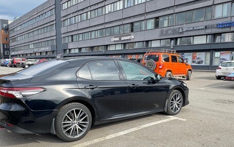 Toyota Camry, 2021 год, 2 700 000 рублей, 8 фотография