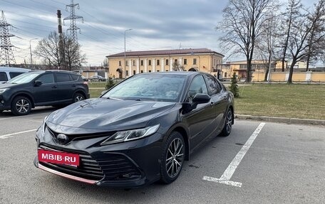 Toyota Camry, 2021 год, 2 700 000 рублей, 7 фотография