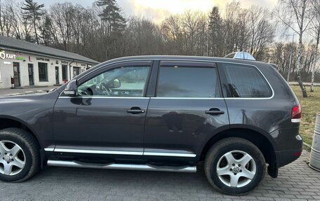 Volkswagen Touareg III, 2007 год, 1 350 000 рублей, 2 фотография