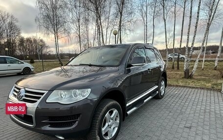 Volkswagen Touareg III, 2007 год, 1 350 000 рублей, 10 фотография