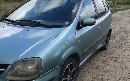 Nissan Almera Tino i, 2001 год, 250 000 рублей, 2 фотография
