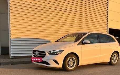 Mercedes-Benz B-Класс, 2019 год, 2 115 000 рублей, 5 фотография