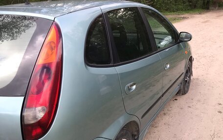 Nissan Almera Tino i, 2001 год, 250 000 рублей, 7 фотография