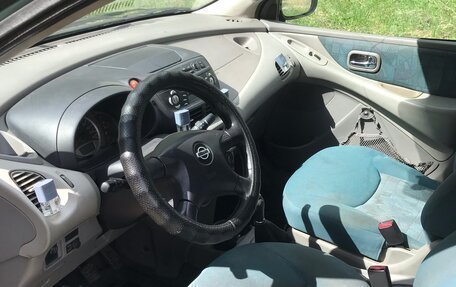 Nissan Almera Tino i, 2001 год, 250 000 рублей, 14 фотография