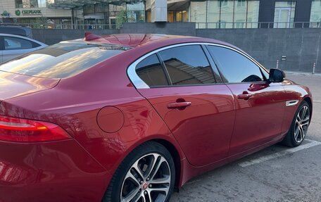 Jaguar XE I рестайлинг, 2015 год, 1 950 000 рублей, 6 фотография