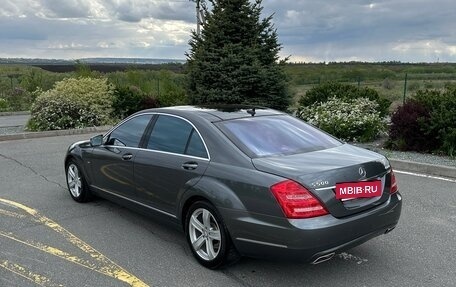 Mercedes-Benz S-Класс, 2012 год, 1 800 000 рублей, 5 фотография