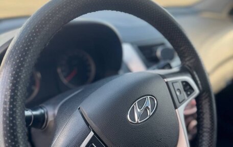 Hyundai Solaris II рестайлинг, 2012 год, 830 000 рублей, 11 фотография