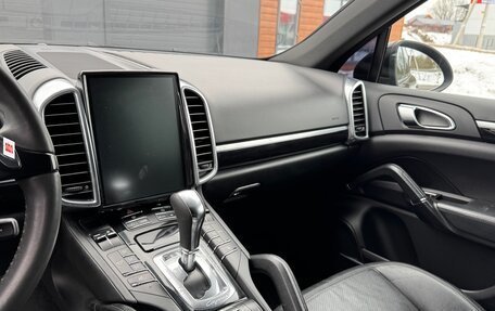 Porsche Cayenne III, 2011 год, 1 300 000 рублей, 10 фотография