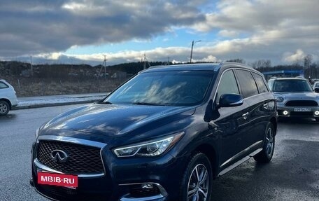 Infiniti QX60 I рестайлинг, 2018 год, 2 800 000 рублей, 9 фотография