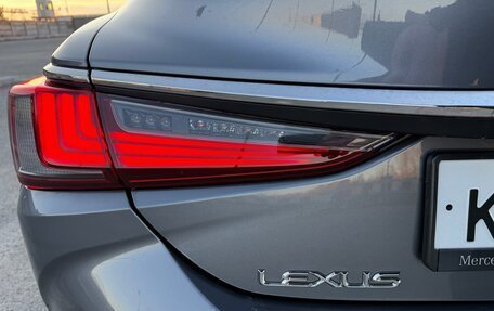 Lexus ES VII, 2018 год, 4 000 000 рублей, 18 фотография