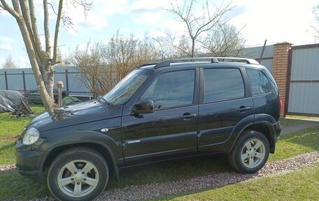 Chevrolet Niva I рестайлинг, 2013 год, 640 000 рублей, 2 фотография