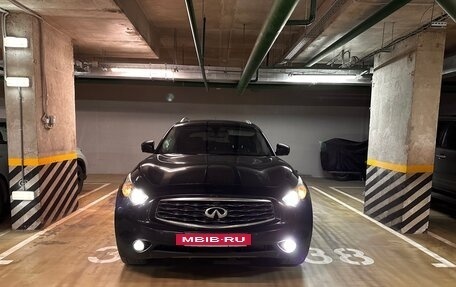 Infiniti FX II, 2010 год, 1 500 000 рублей, 2 фотография