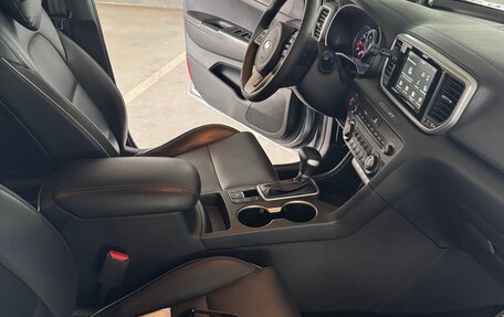 KIA Sportage IV рестайлинг, 2019 год, 2 590 000 рублей, 8 фотография